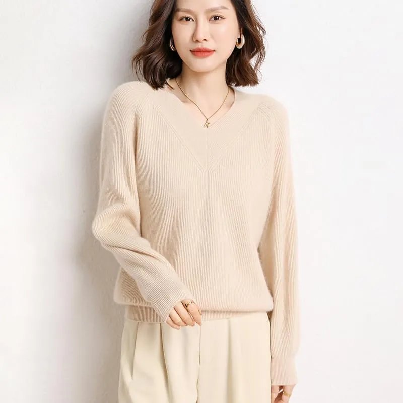 Women's Cashmere and Merino Wool Blend V Neck Sweater Lightweight Knit Sweater